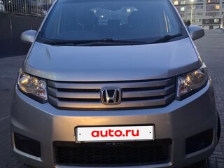 2013 Honda Freed I Рестайлинг, серебристый, 1129000 рублей, вид 3