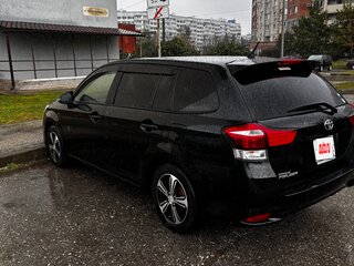 2018 Toyota Corolla Fielder XI (E160, E170) Рестайлинг 2, чёрный, 1350000 рублей, вид 3