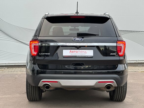 2017 Ford Explorer V Рестайлинг, чёрный, 2200000 рублей - вид 6