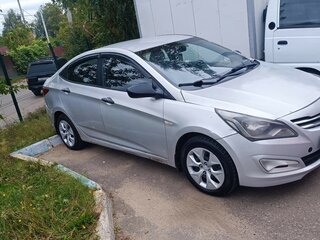 2014 Hyundai Solaris I, белый, 380000 рублей, вид 1