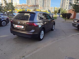 2019 Volkswagen Tiguan II, коричневый, 2150000 рублей, вид 4