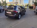 2019 Volkswagen Tiguan II, коричневый, 2150000 рублей - вид 3