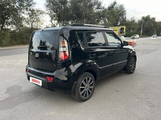 2011 Kia Soul I, чёрный, 900000 рублей, вид 4