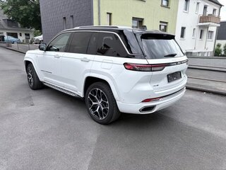 2024 Jeep Grand Cherokee 4xe V (WL), белый, 12026297 рублей, вид 4