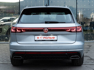 2026 Volkswagen Touareg III Рестайлинг, серый, 13620000 рублей, вид 5