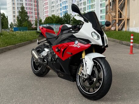 2013 BMW S 1000 RR, красный, 980000 рублей, вид 1