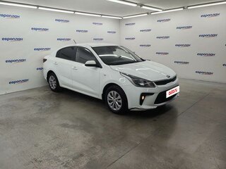 2019 Kia Rio IV, белый, 1194000 рублей, вид 2