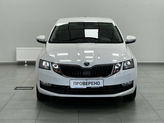 2019 Skoda Octavia III (A7) Рестайлинг, белый, 1400000 рублей, вид 5