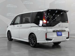 2019 Honda Stepwgn V Рестайлинг, белый, 2720000 рублей, вид 3