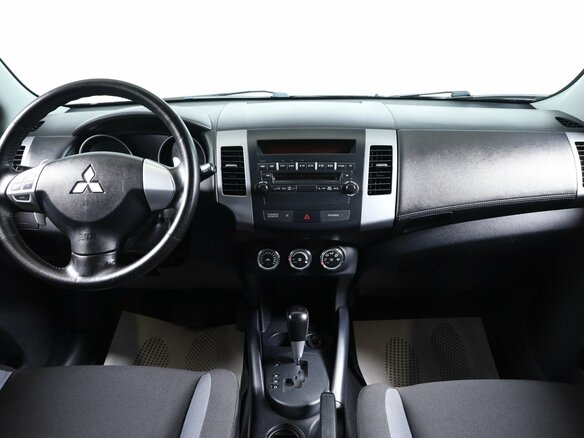 2010 Mitsubishi Outlander II Рестайлинг, чёрный, 1449000 рублей - вид 7