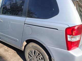 2007 Kia Carnival Grand II, серебристый, 800000 рублей, вид 3
