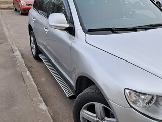 2008 Volkswagen Touareg I Рестайлинг, серебристый, 1350000 рублей, вид 2
