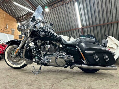 2009 Harley-Davidson Road King, чёрный, 990000 рублей, вид 4