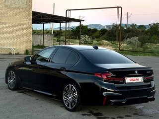 2019 BMW 5 серии 530i VII (G30/G31/G38), чёрный, 2400000 рублей, вид 5