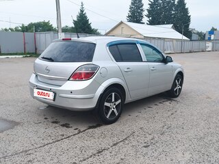 2014 Opel Astra H Рестайлинг, серебристый, 650000 рублей, вид 2