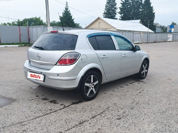 2014 Opel Astra H Рестайлинг, серебристый, 650000 рублей - вид 1