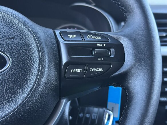 2018 Kia Rio IV, синий, 1289000 рублей - вид 15