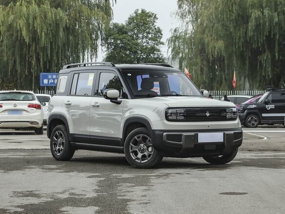 2026 Baojun Yep Plus, серый, 1740000 рублей - вид 6