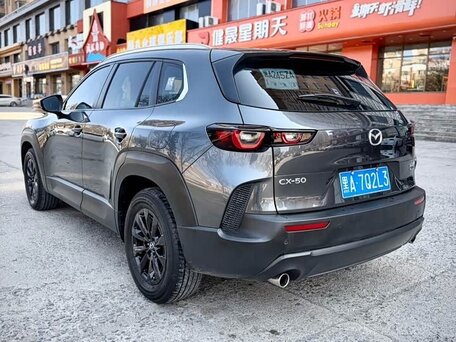 2023 Mazda CX-50, серый, 2340000 рублей, вид 4
