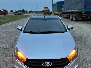2017 Lada (ВАЗ) Vesta I, серебристый, 650000 рублей, вид 2