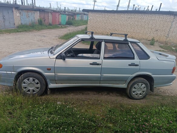 2004 Lada (ВАЗ) 2115, серебристый, 130000 рублей - вид 3