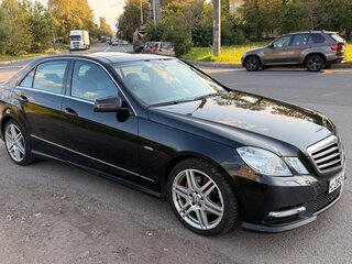 2011 Mercedes-Benz E-Класс 200 7G-Tronic IV (W212, S212, C207), чёрный, 1750000 рублей, вид 2