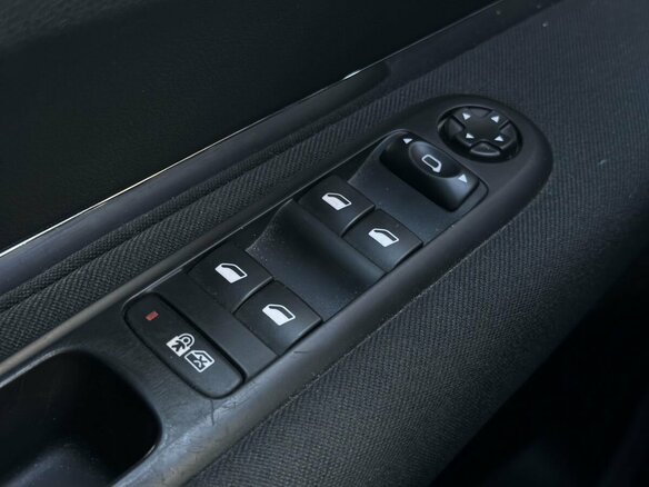 2013 Peugeot 3008 I, синий, 619000 рублей - вид 14