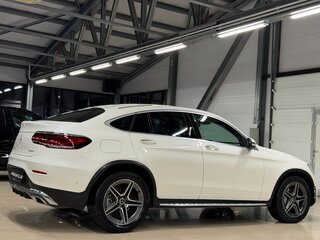 2020 Mercedes-Benz GLC Coupe 300 d I (C253) Рестайлинг, белый, 5699000 рублей, вид 4
