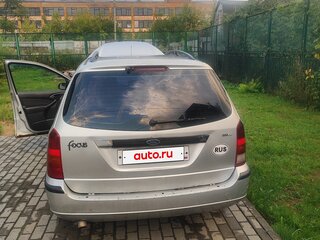 2003 Ford Focus I Рестайлинг, серебристый, 150000 рублей, вид 3