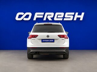 2018 Volkswagen Tiguan II, белый, 1799077 рублей, вид 4