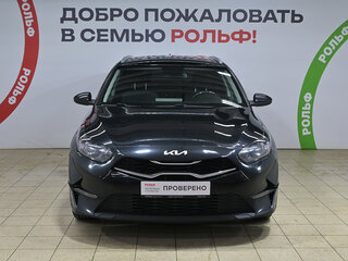 2021 Kia Ceed III Рестайлинг, чёрный, 1920000 рублей, вид 2
