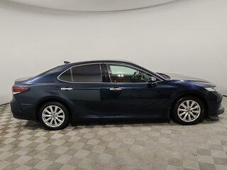 2019 Toyota Camry VIII (XV70), синий, 2199000 рублей, вид 4