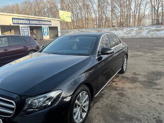 2019 Mercedes-Benz E-Класс 200 d V (W213, S213, C238), чёрный, 2200000 рублей, вид 5