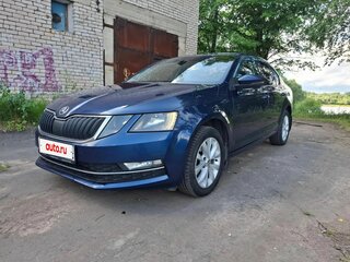 2017 Skoda Octavia III (A7) Рестайлинг, синий, 1600000 рублей, вид 2