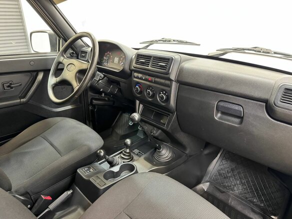 2023 Lada (ВАЗ) Niva Legend I, серый, 730000 рублей - вид 9