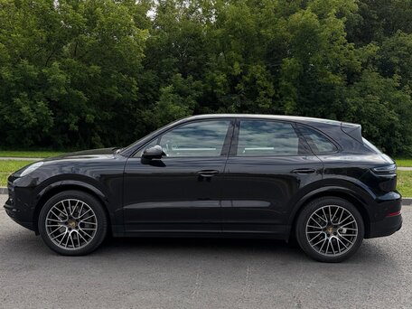 2020 Porsche Cayenne S III, чёрный, 6250000 рублей, вид 4