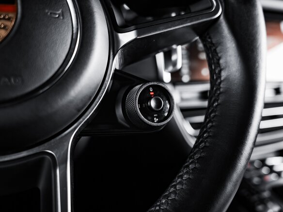 2020 Porsche Macan GTS I Рестайлинг, красный - вид 20