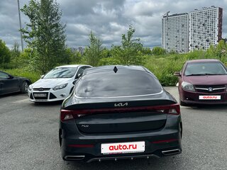 2022 Kia K5 III, серый, 2370000 рублей, вид 4