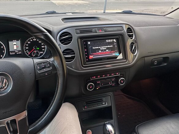 2012 Volkswagen Tiguan I Рестайлинг, красный - вид 12