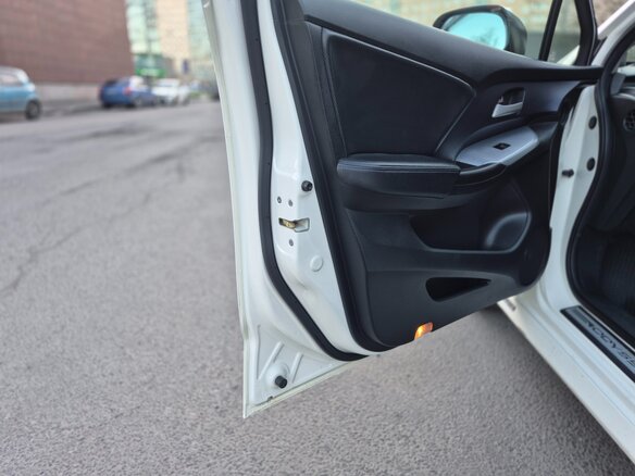 2008 Honda Odyssey IV, белый, 420000 рублей - вид 14