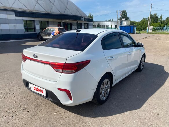 2018 Kia Rio IV, белый, 970000 рублей - вид 1