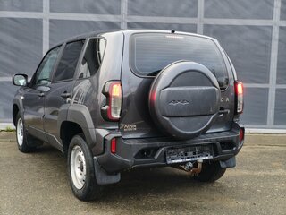 2021 Lada (ВАЗ) Niva, серый, 840000 рублей, вид 5