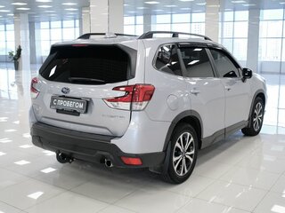 2020 Subaru Forester V, серебристый, 2650000 рублей, вид 2