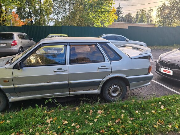 2004 Lada (ВАЗ) 2115, серебристый, 90000 рублей - вид 10