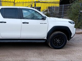 2026 Toyota Hilux IX, белый, 7990000 рублей, вид 3