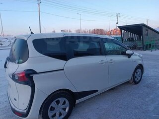 2018 Toyota Sienta II, белый, 1280000 рублей, вид 4