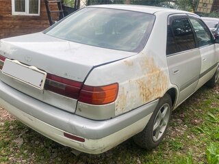 2000 Toyota Corona Premio X (T210), белый, 300000 рублей, вид 2