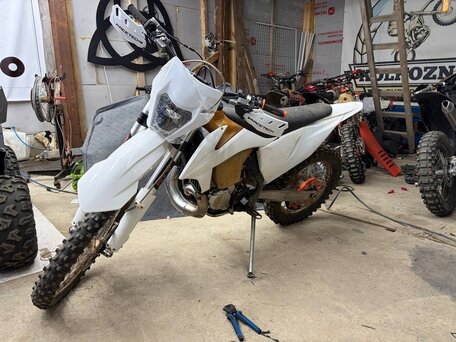 2023 ZM Tracer, белый, 250000 рублей, вид 2