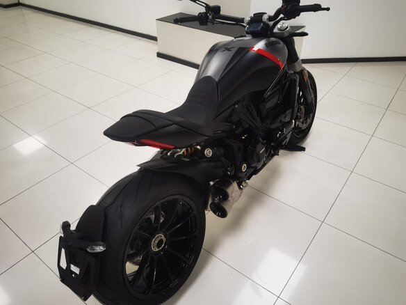 2021 Ducati Diavel, серый, 2899000 рублей - вид 1