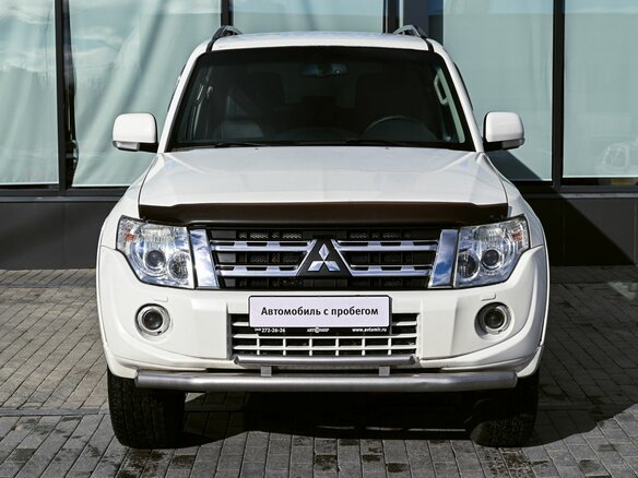 2014 Mitsubishi Pajero IV Рестайлинг 1, белый, 2075000 рублей - вид 7